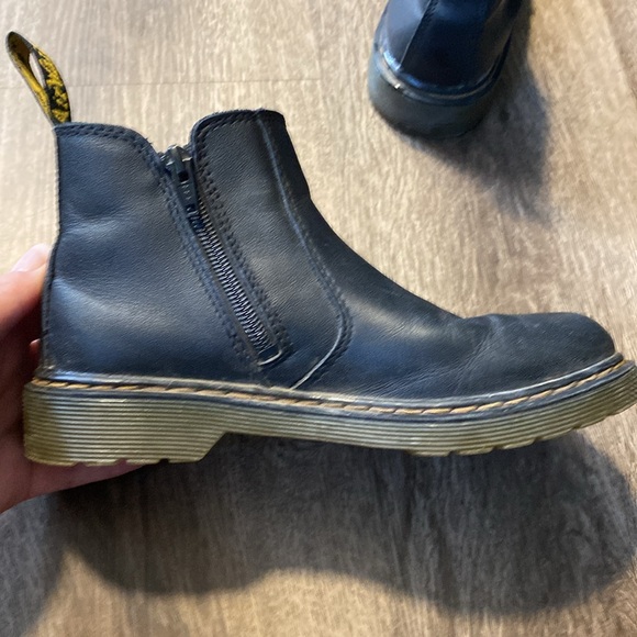 Youth size 3 Doc Marten boots - Picture 5 of 8